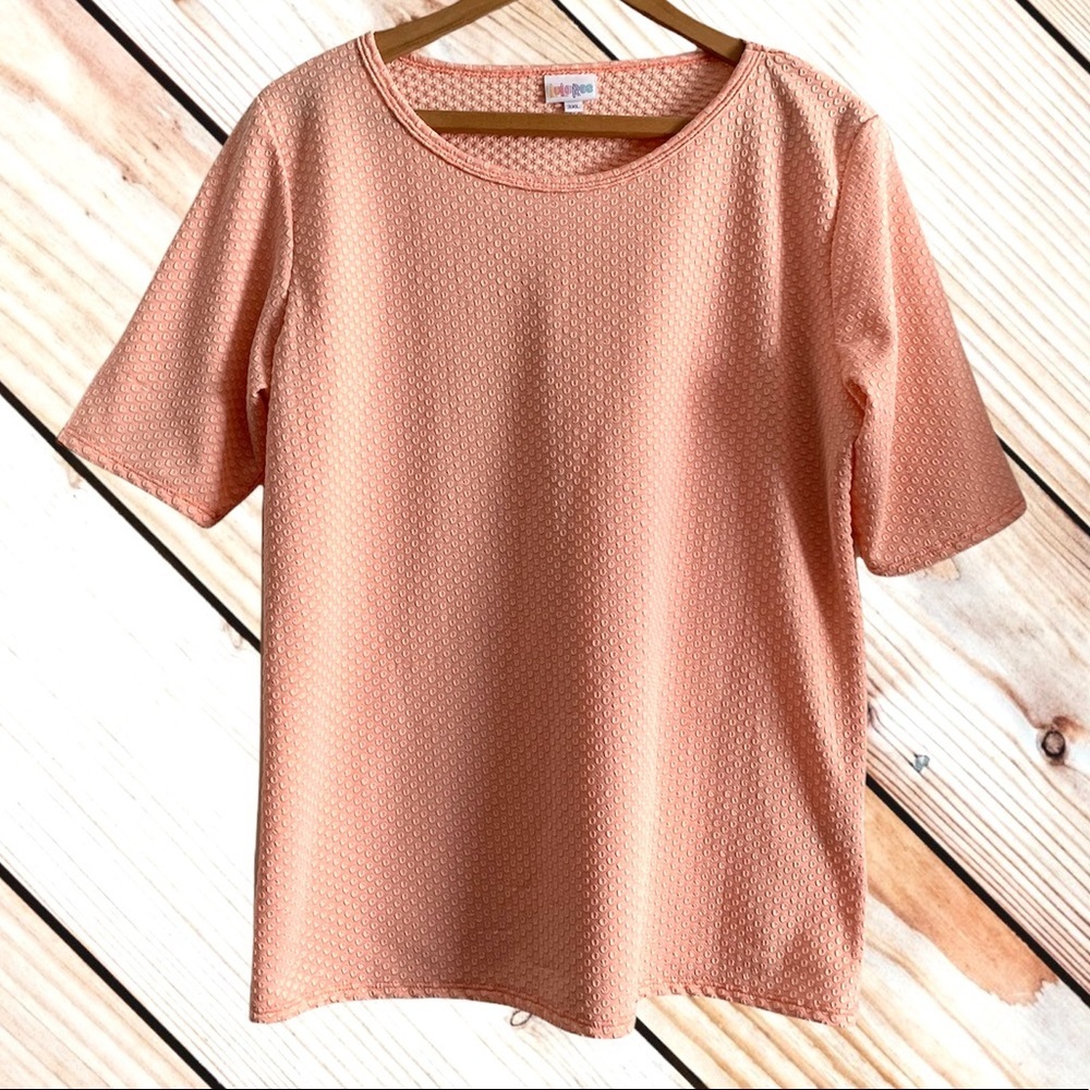 LulaRoe Peach Orange Top Size 3XL